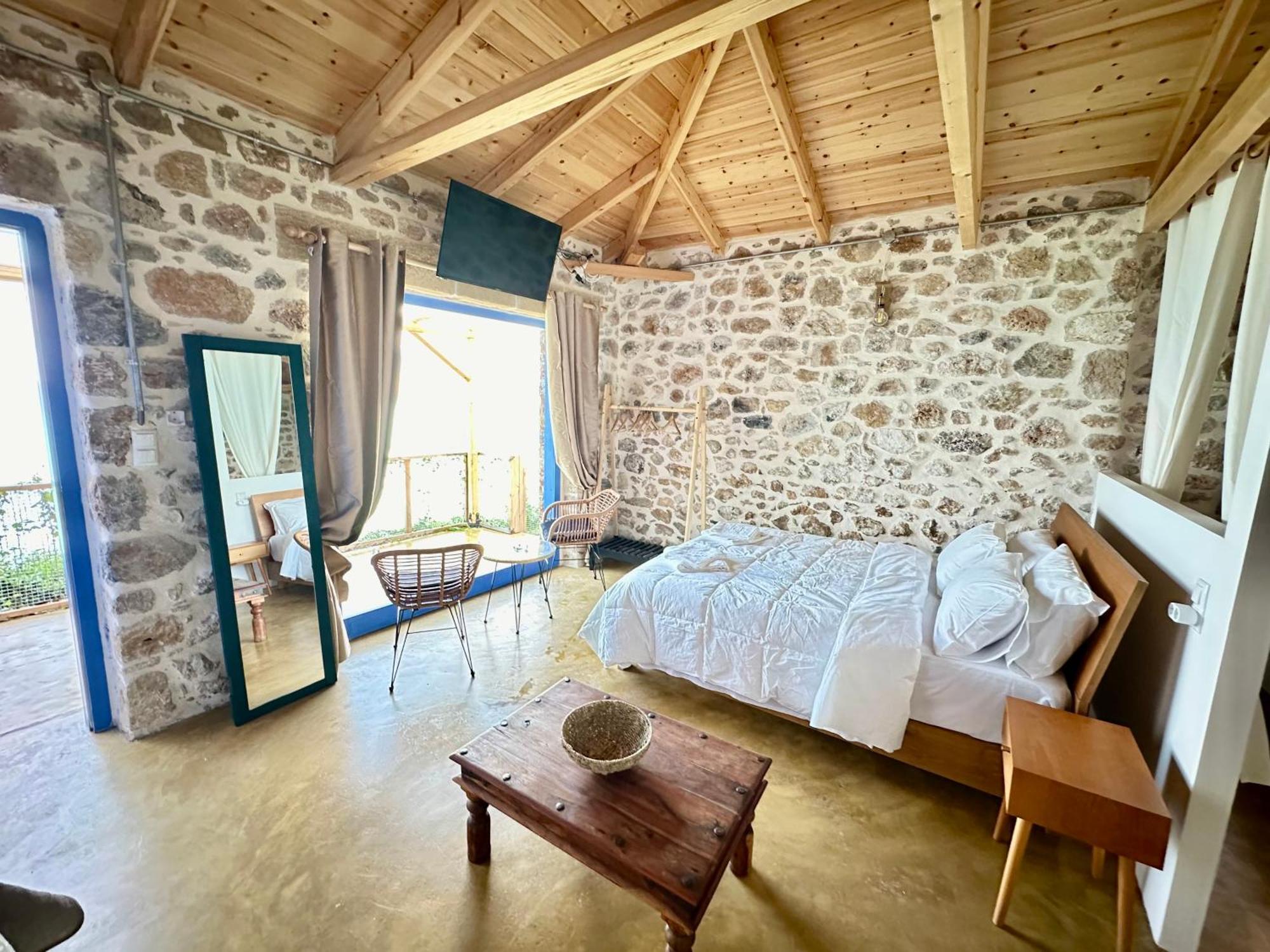 Apartamento Rocksecret Edge Kalamata Exterior foto