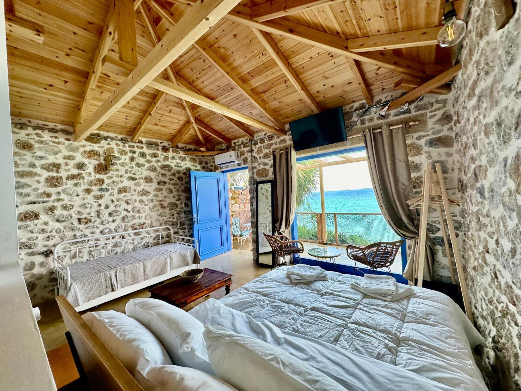 Apartamento Rocksecret Edge Kalamata Exterior foto