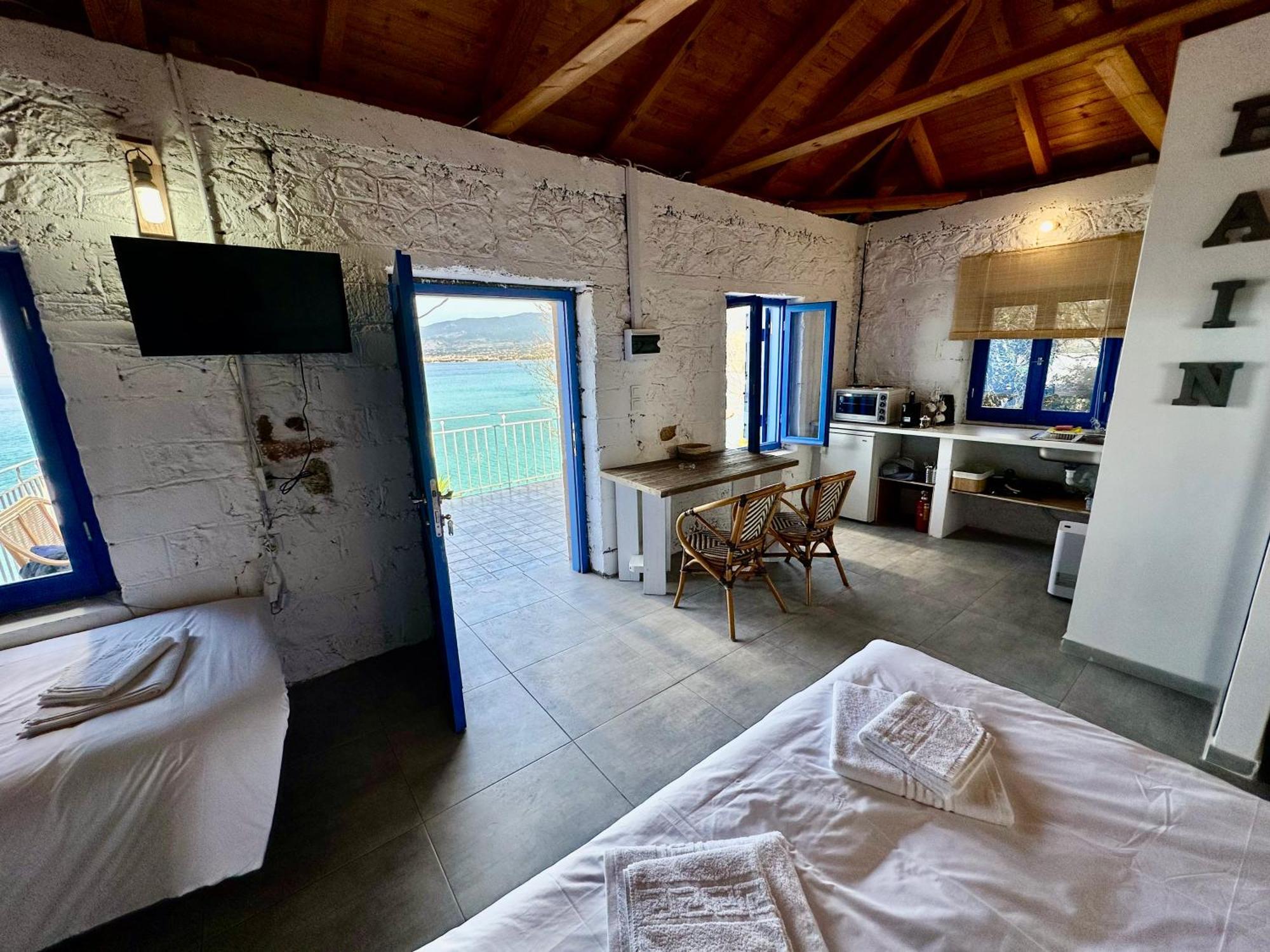Apartamento Rocksecret Edge Kalamata Exterior foto