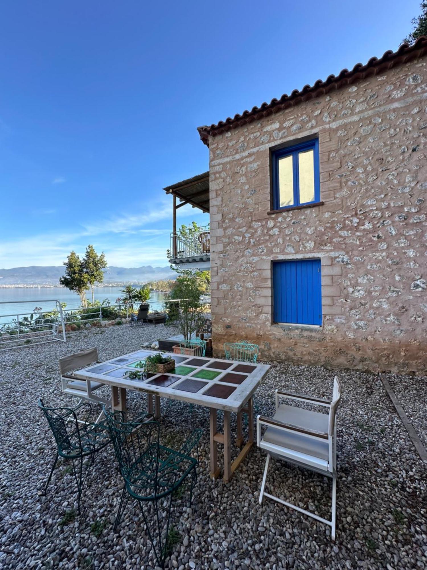 Apartamento Rocksecret Edge Kalamata Exterior foto