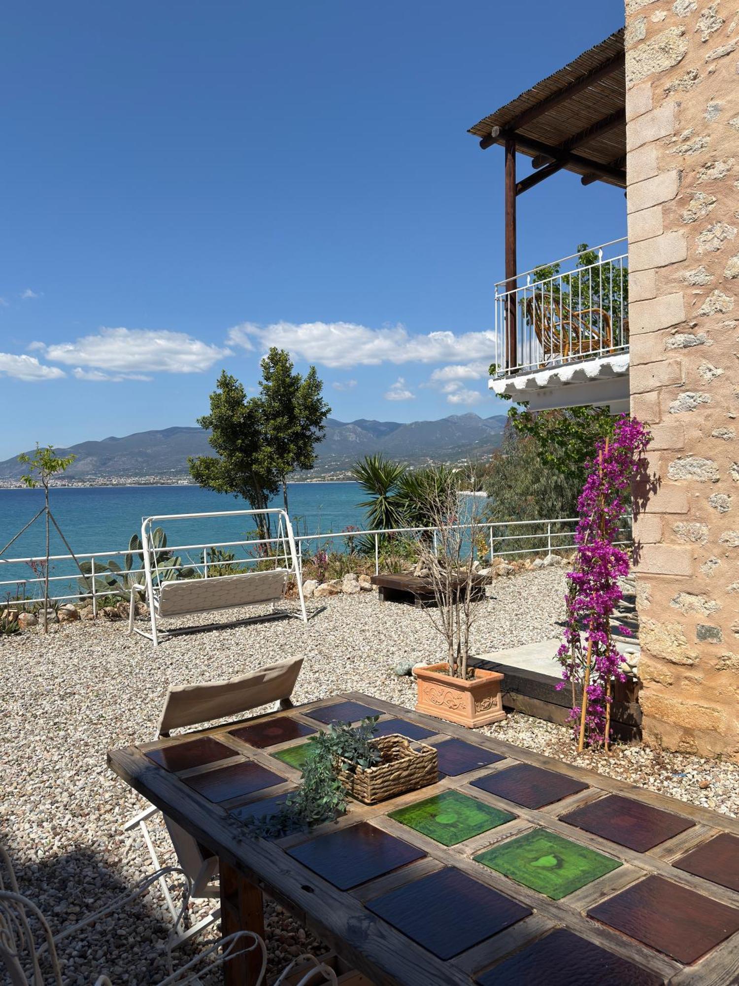 Apartamento Rocksecret Edge Kalamata Exterior foto